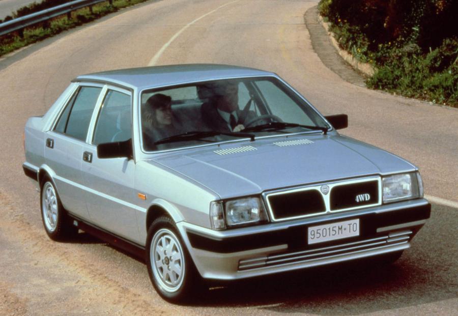  Lancia Prisma 1982 года  (фото 4 из 15)
